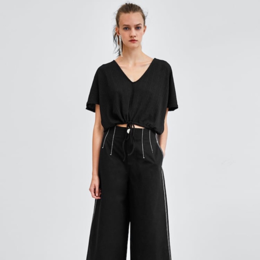 Zara Drawstring Top - Picture 3 of 3